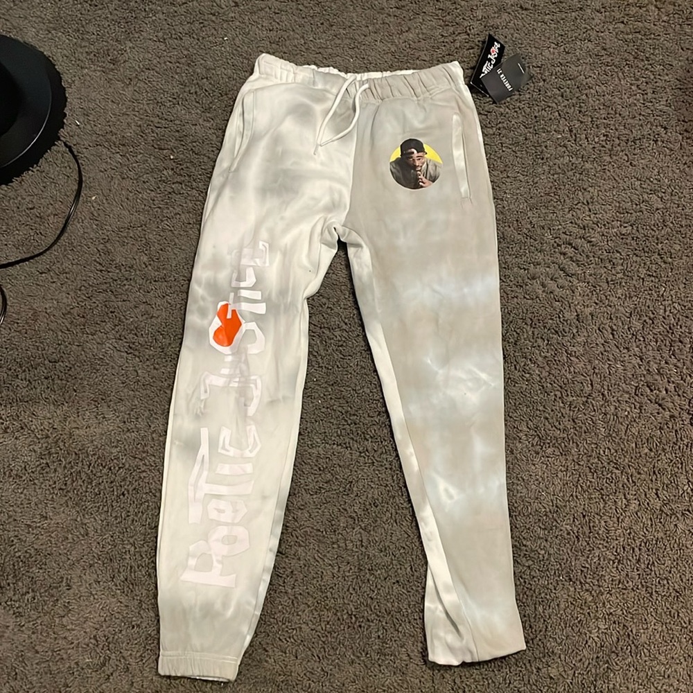 Women's medium sweatpants